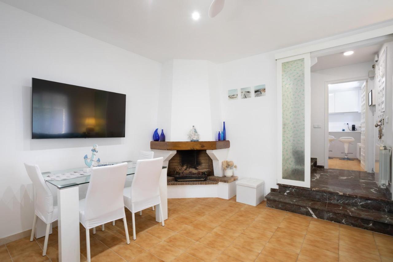 Bonita Casa Adosada Con Jardin Privado Y Piscina Comunitaria Калелья-де-Палафружель Экстерьер фото