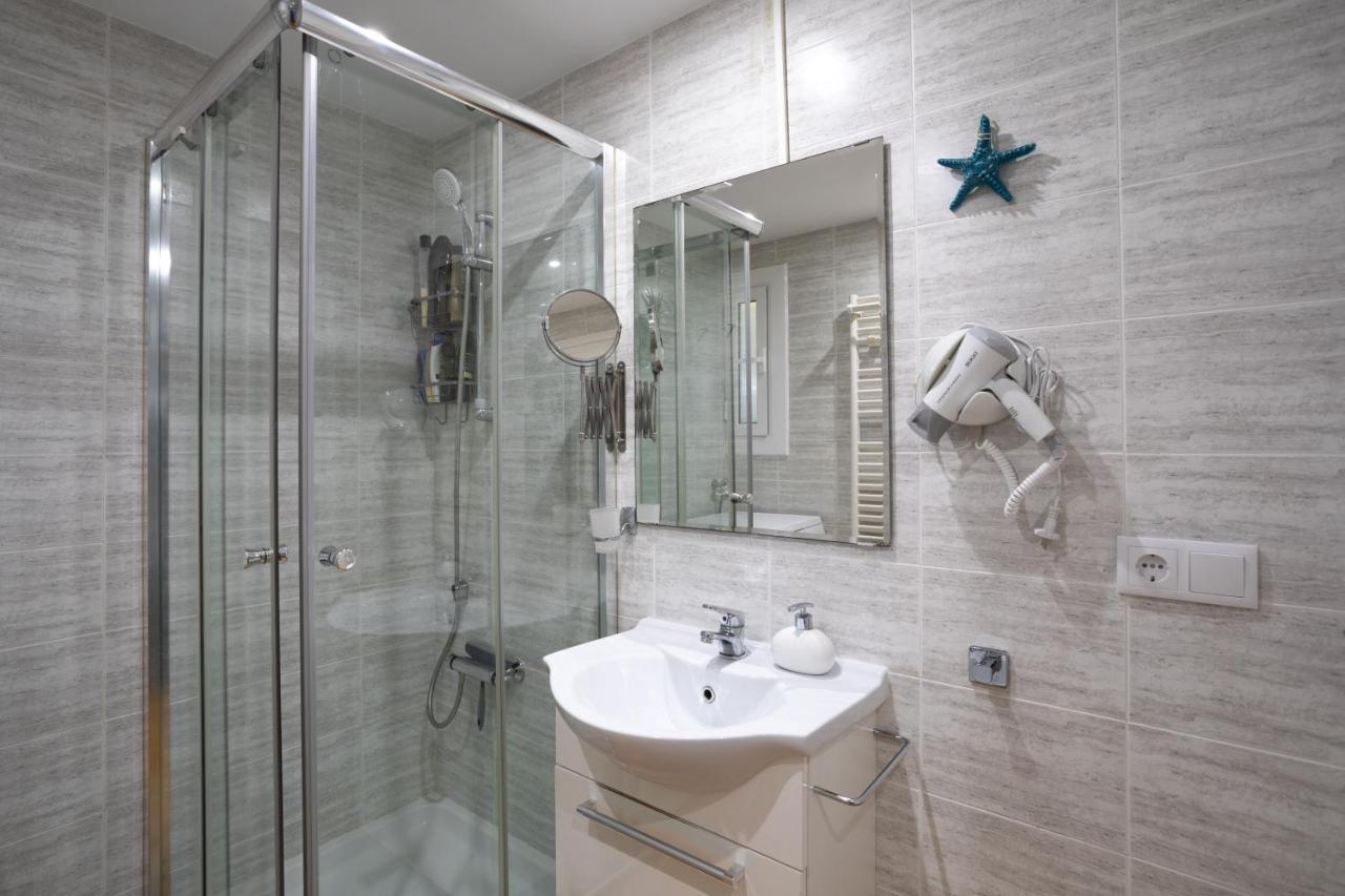 Bonita Casa Adosada Con Jardin Privado Y Piscina Comunitaria Калелья-де-Палафружель Экстерьер фото
